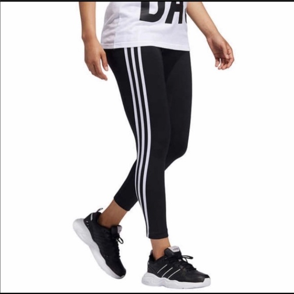 adidas Pants - NWT ADIDAS ⅞ Active Aeroready Leggings